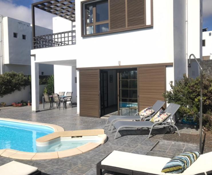 Modern Villa With Sea Views Costa Teguise Exterior foto