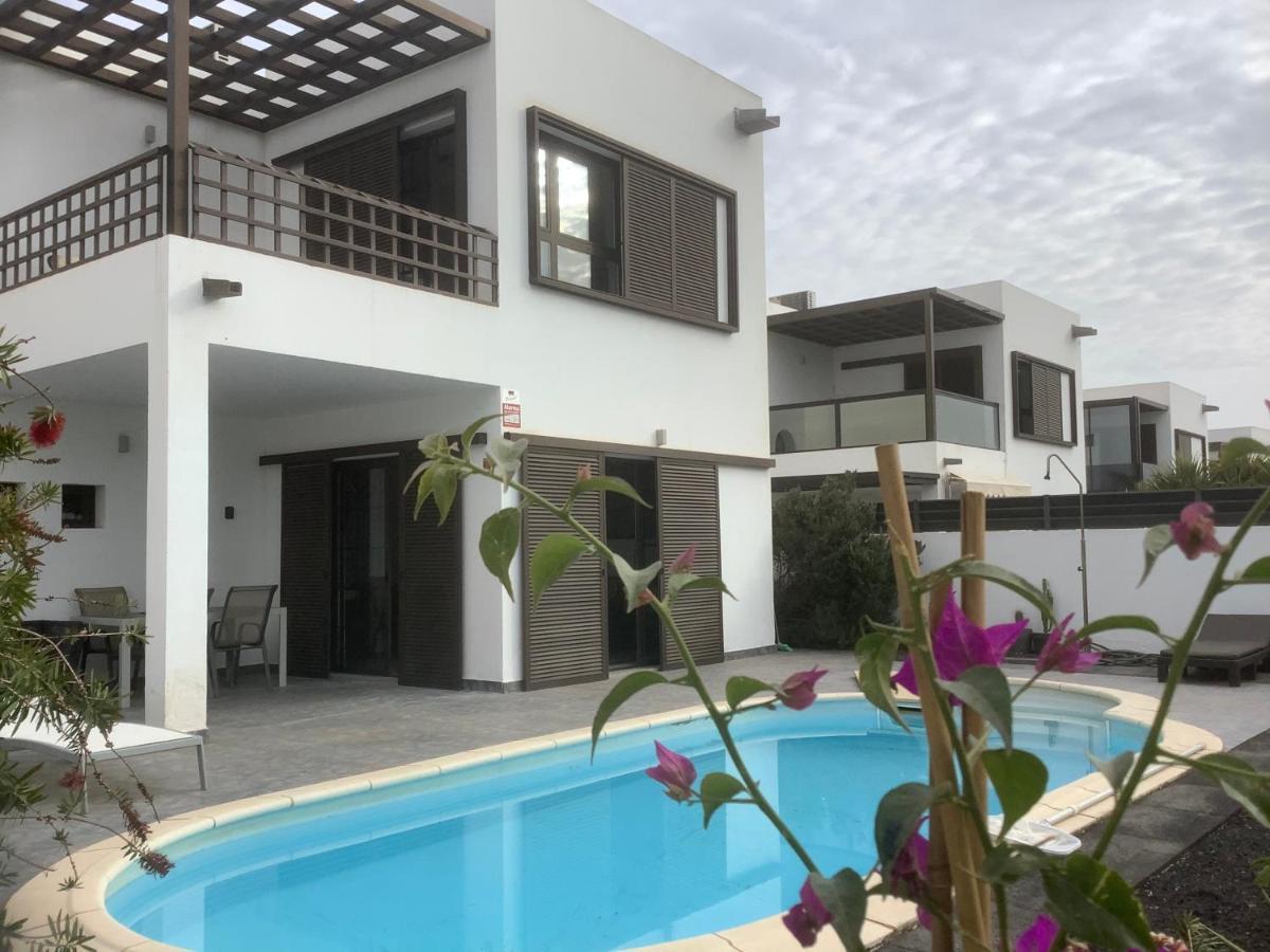 Modern Villa With Sea Views Costa Teguise Exterior foto