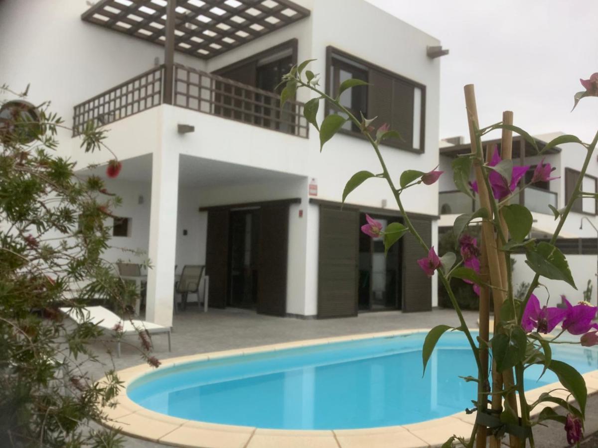 Modern Villa With Sea Views Costa Teguise Exterior foto